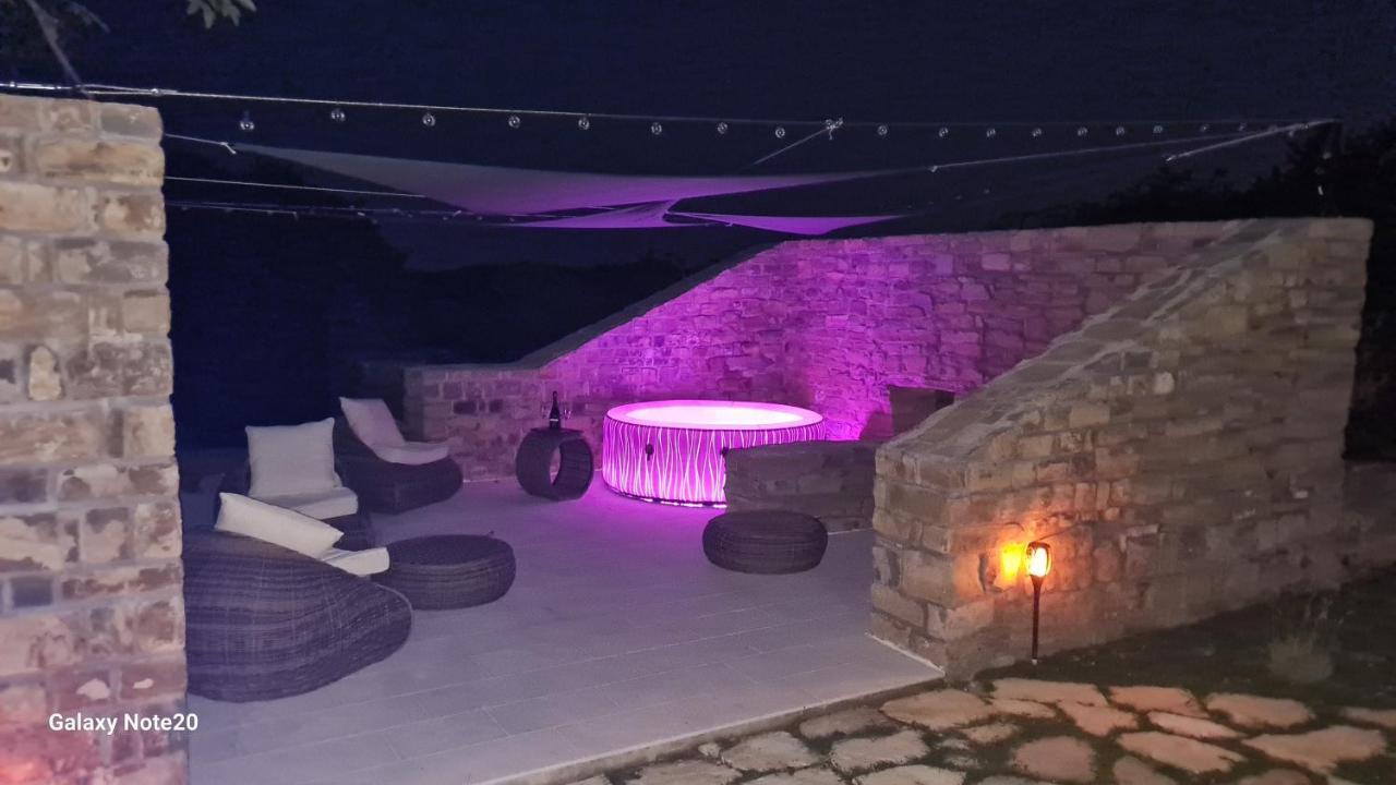 Hisa Kapis With Hot Tube Leilighet Koper Eksteriør bilde